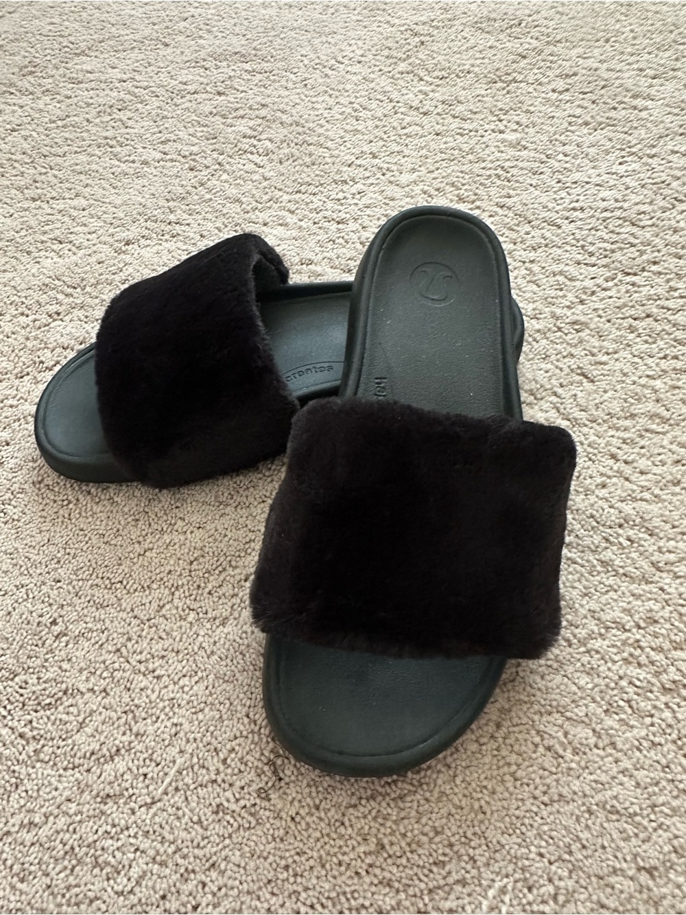 Women’s Lululemon Restfeel Black Faux-Fur Slide Sandals